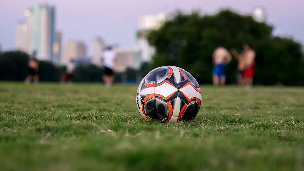 apuestas toluca pronóstico liga mx - football on a pitch